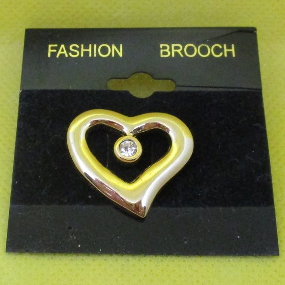 Vintage Rhinestone Heart Brooch Heart Brooch Gold Tone Open Heart Brooch On Card - Picture 2 of 9